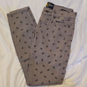 Abrand Gray Skinny Jeans with Unique Pattern